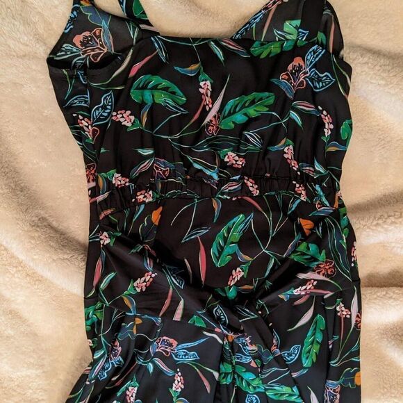 Sundress - Picture 2 of 2